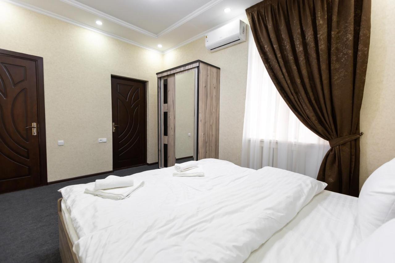 Light Hotel Taszkent Zewnętrze zdjęcie