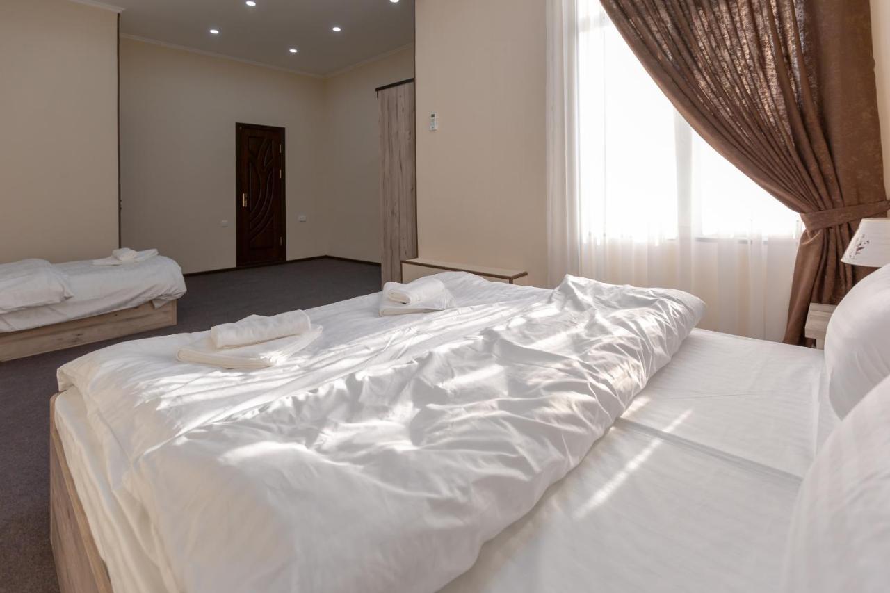 Light Hotel Taszkent Zewnętrze zdjęcie