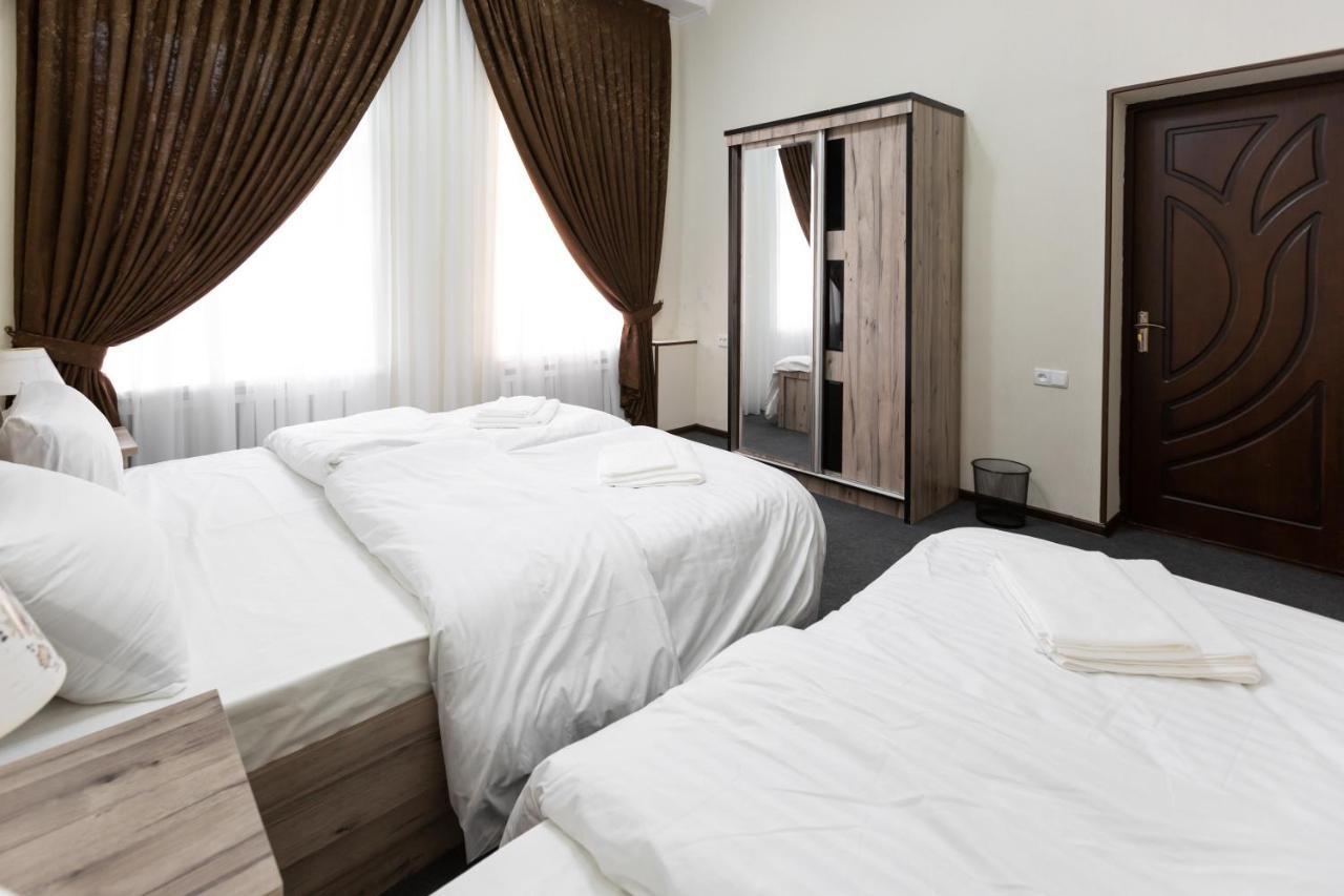 Light Hotel Taszkent Zewnętrze zdjęcie