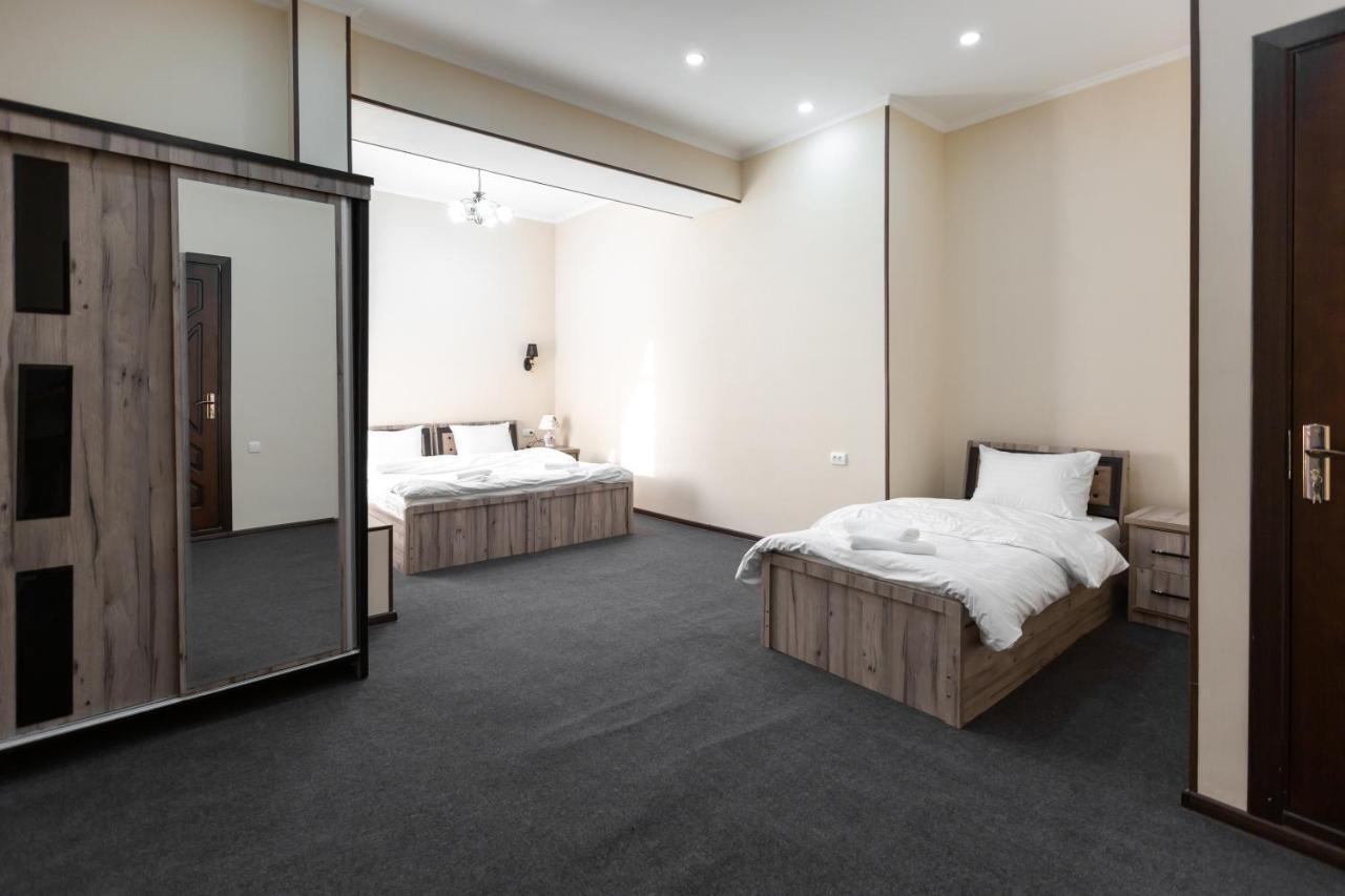 Light Hotel Taszkent Zewnętrze zdjęcie