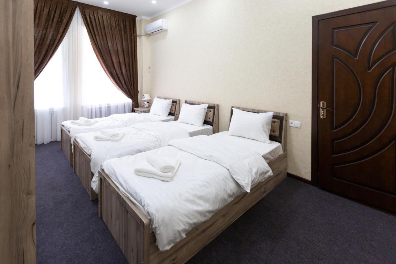 Light Hotel Taszkent Zewnętrze zdjęcie