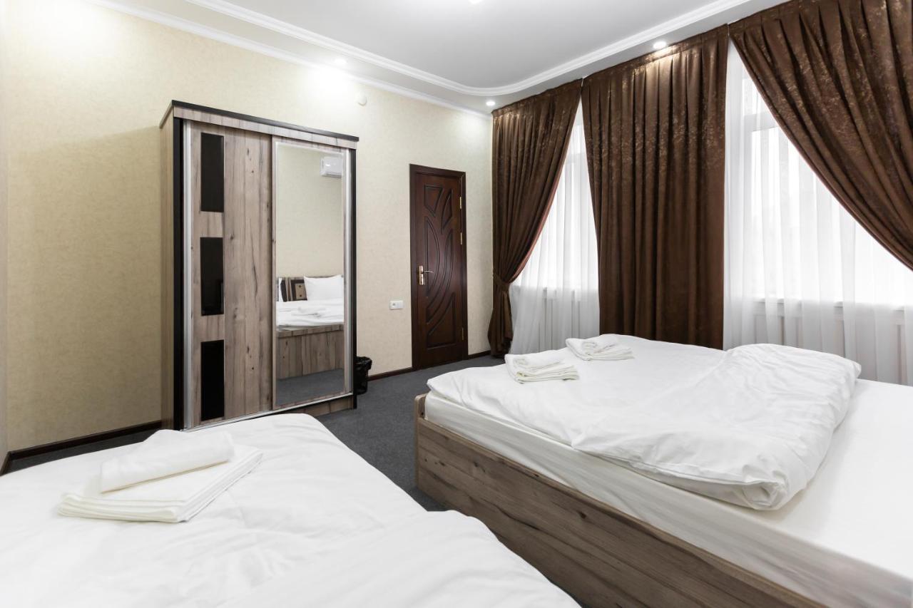 Light Hotel Taszkent Zewnętrze zdjęcie