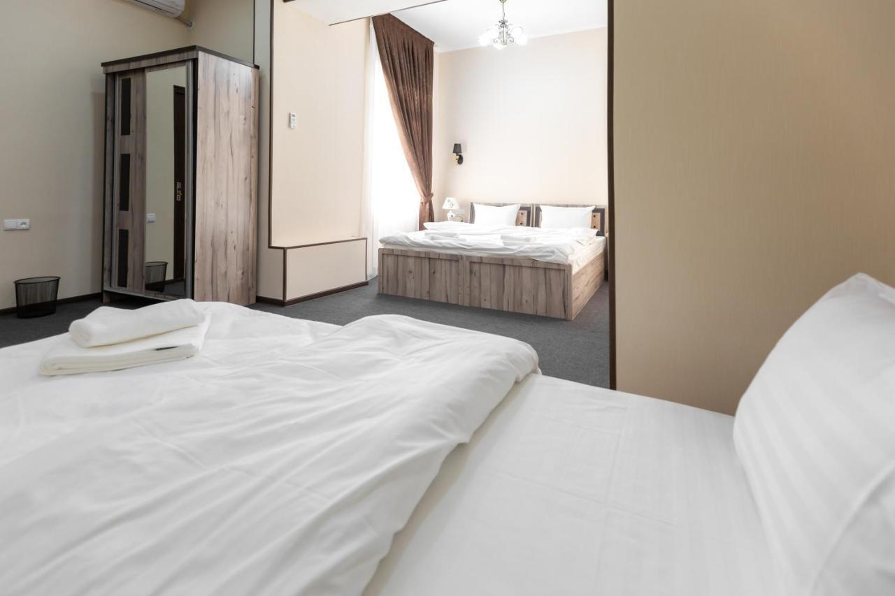 Light Hotel Taszkent Zewnętrze zdjęcie