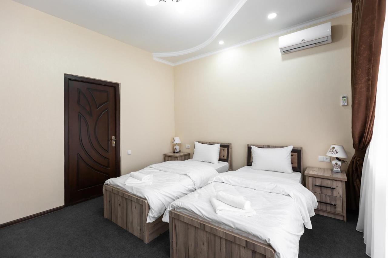 Light Hotel Taszkent Zewnętrze zdjęcie