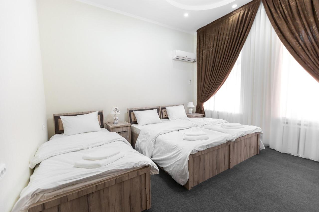 Light Hotel Taszkent Zewnętrze zdjęcie