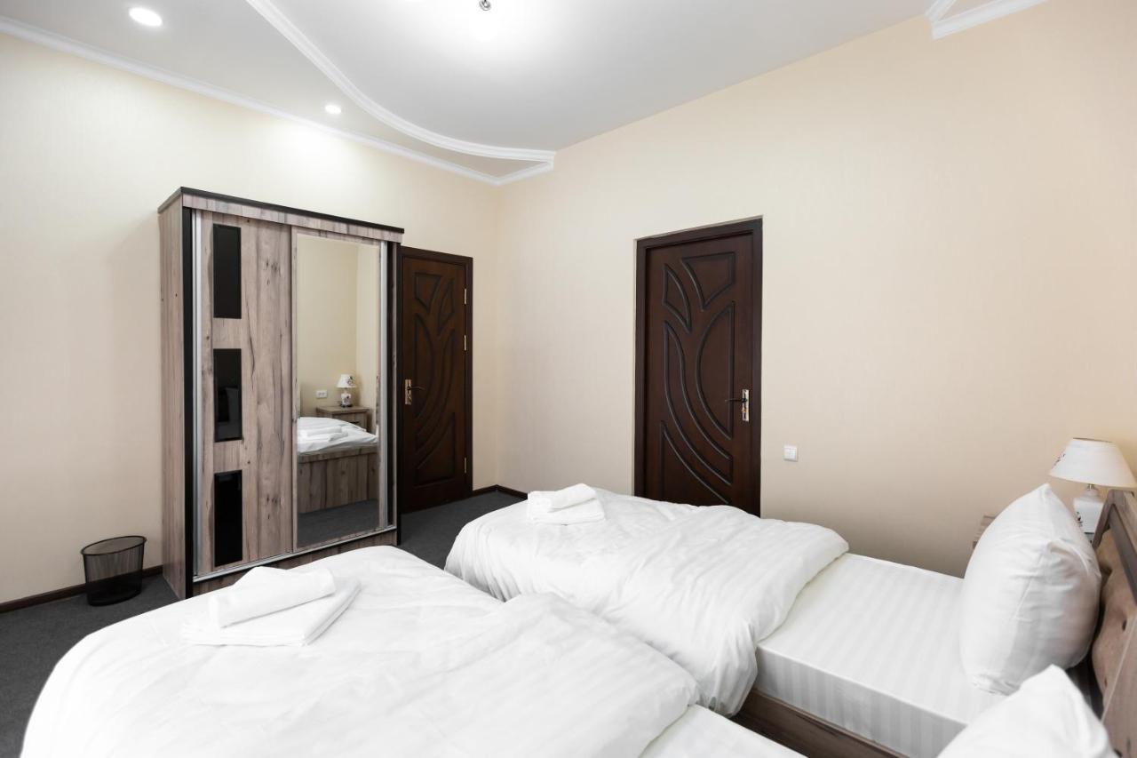 Light Hotel Taszkent Zewnętrze zdjęcie
